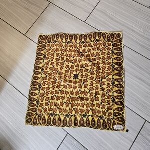 Bellotti Scarf